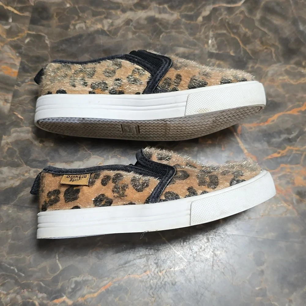 Oshkosh Bgosh Animal Print Slip On‎ Shoes Size 7